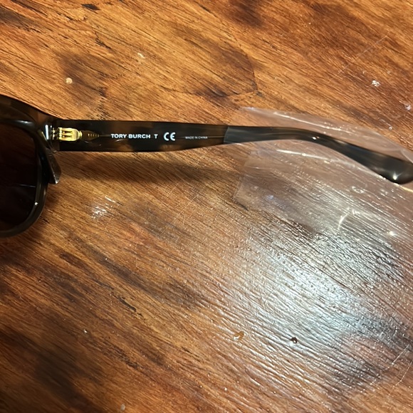 Tory Burch 54mm tortoise women’s sunglasses main image 2